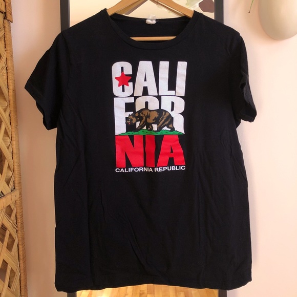 Other - California Republic tourist tee shirt
